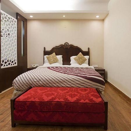 فندق نيودلهيفي  Oyo Premium Pitampura المظهر الخارجي الصورة
